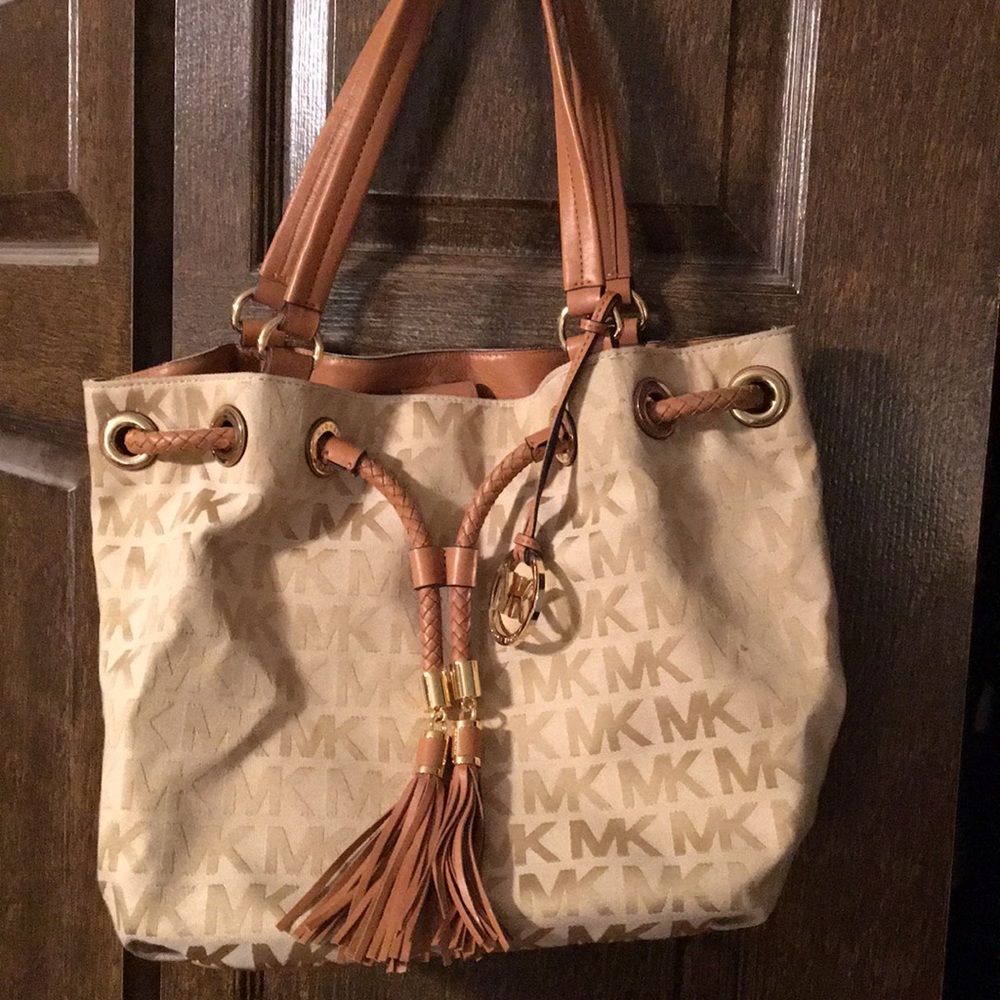 Michael Kors purse